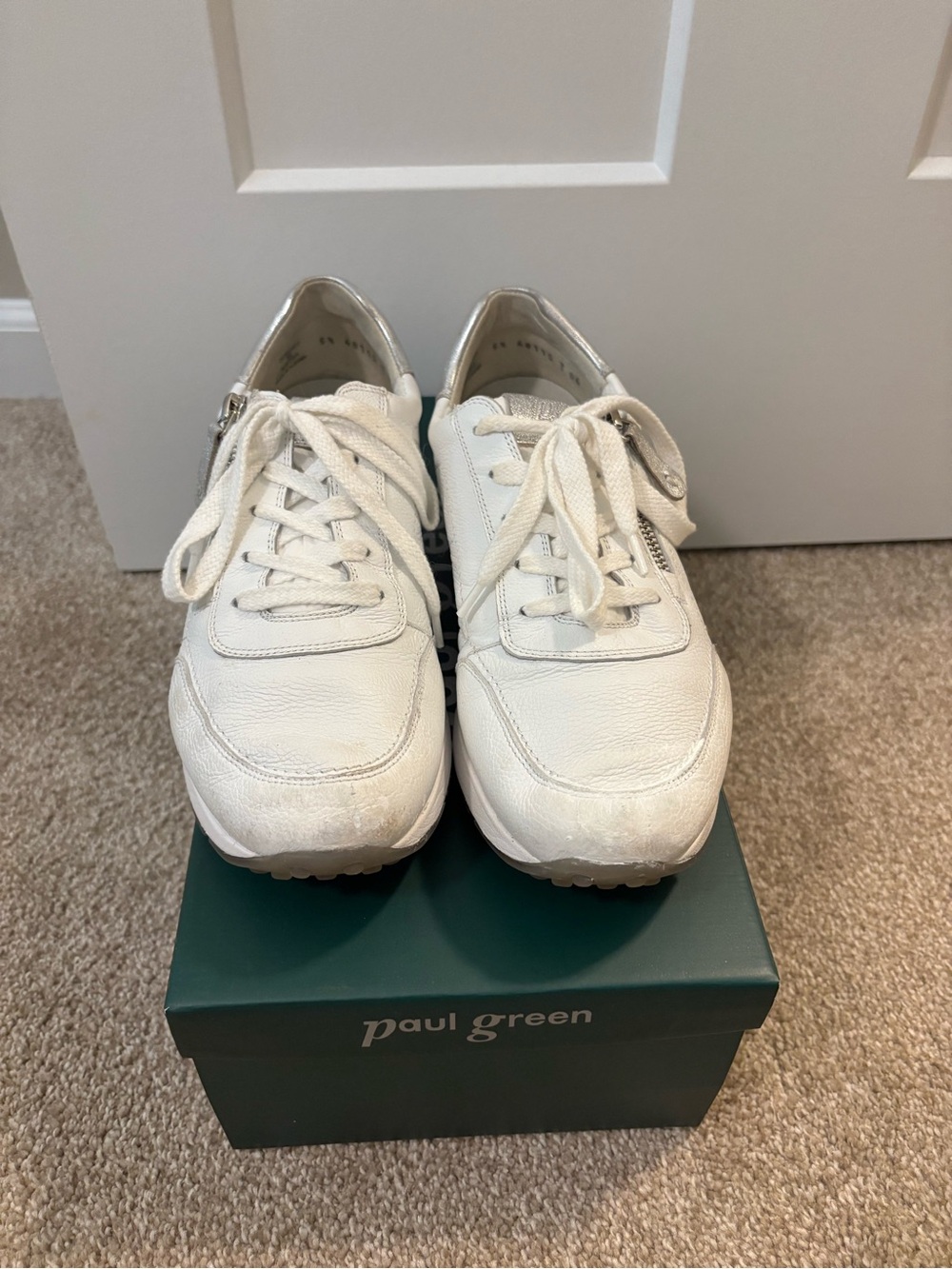 Paul Green Women's White Leather Lace-Up Sneakers
